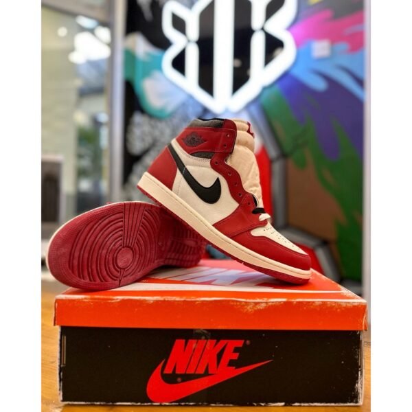 JORDAN 1 RETRO HIGH OG CHICAGO LOST AND FOUND - Image 4